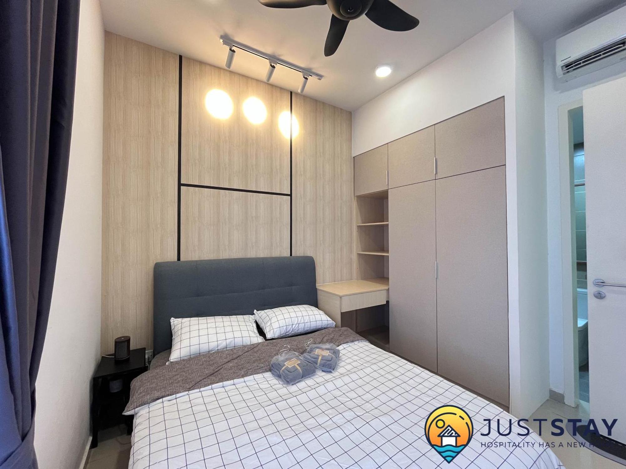 Desa Petaling By Just *